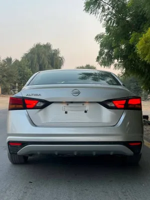 2023 نيسان آلتيما S