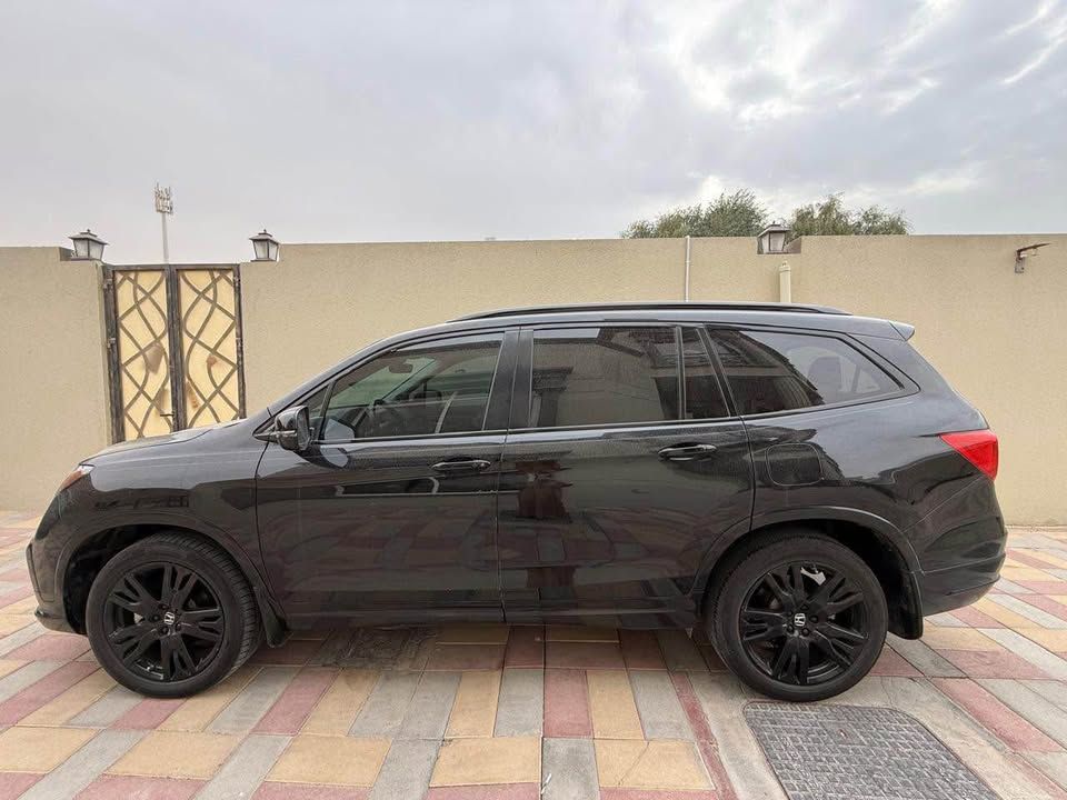 2022 هوندا بايلوت Special Edition