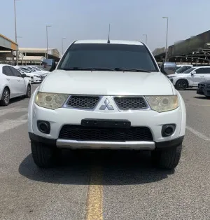 2011 Mitsubishi Pajero GLS