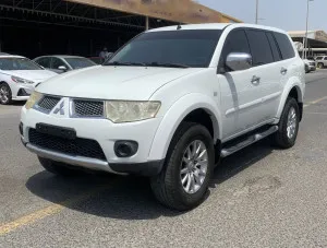 2011 Mitsubishi Pajero GLS