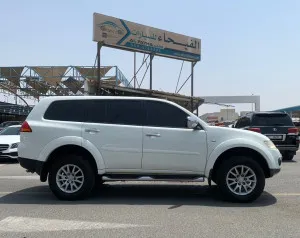 2011 Mitsubishi Pajero GLS