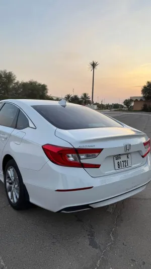 2018 هوندا أكورد LX