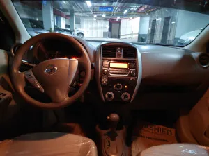 2019 نيسان صني S
