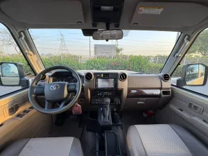 2025 تويوتا لاند كروزر بيك اب VXR