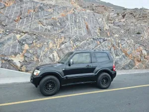 2005 Mitsubishi Pajero GLS
