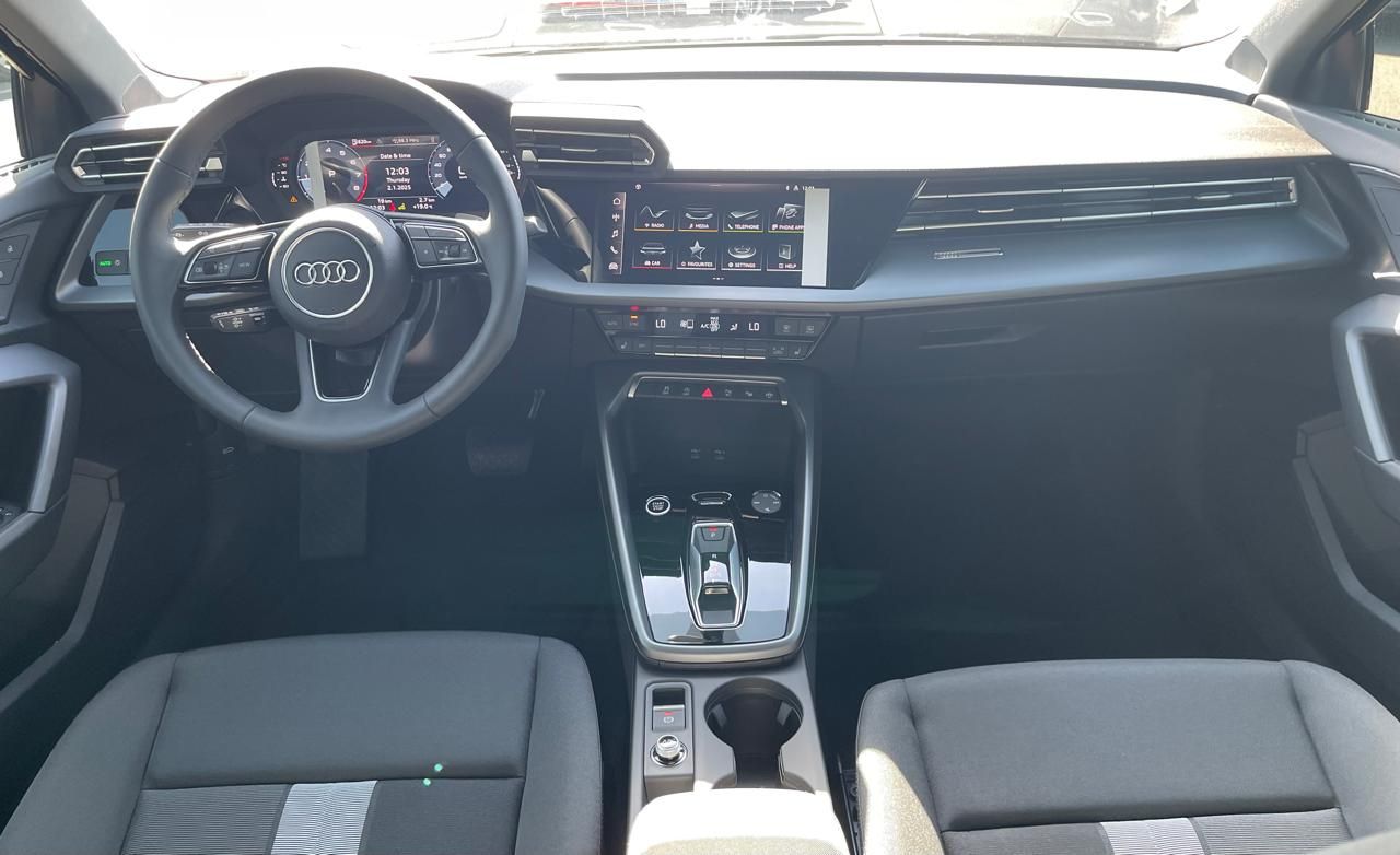 2025 اودي آي ٣ Premium Plus
