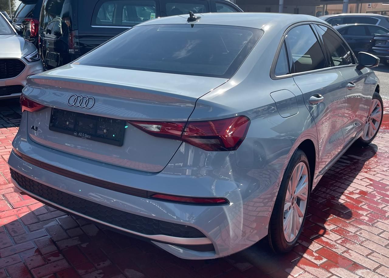 2025 اودي آي ٣ Premium Plus