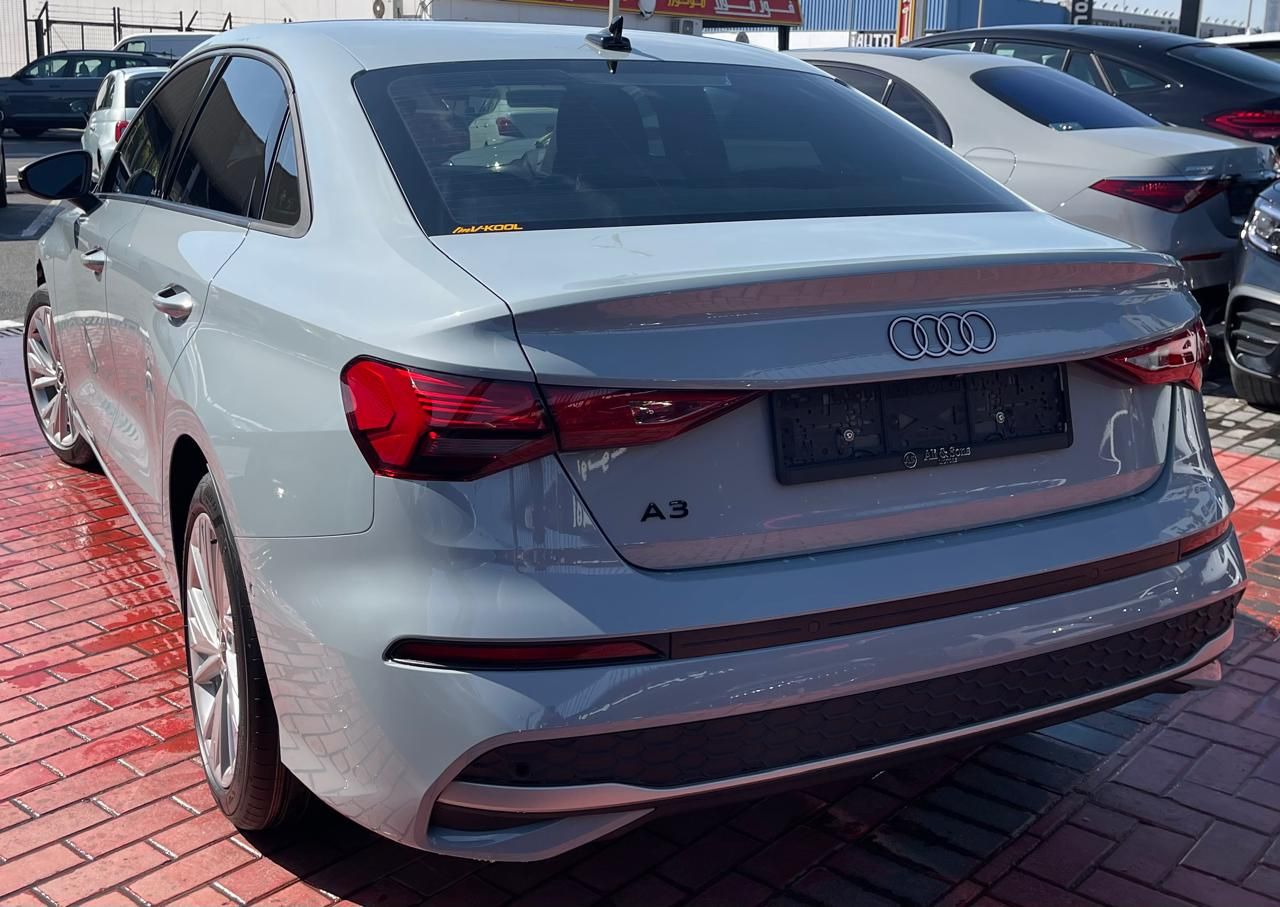 2025 اودي آي ٣ Premium Plus