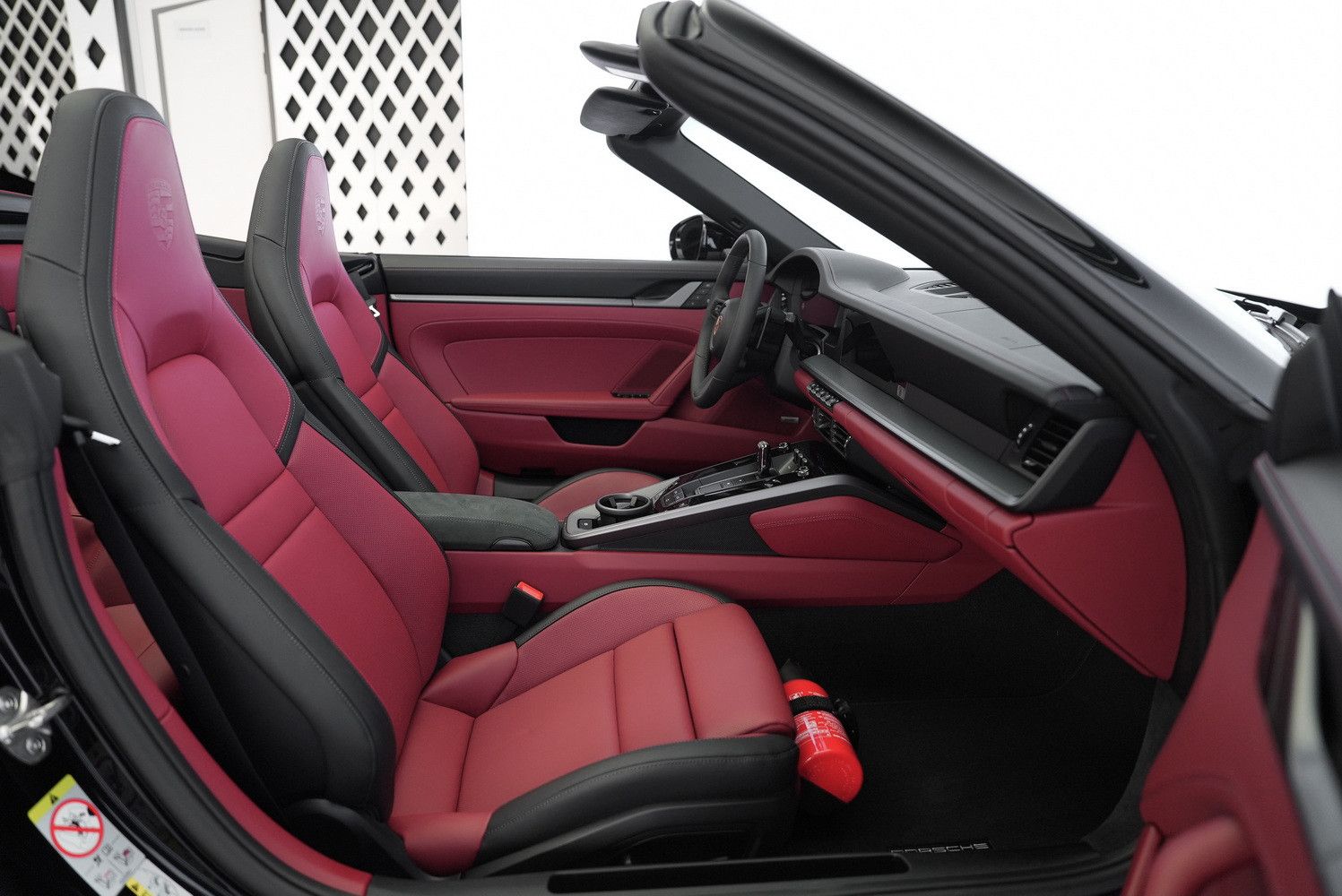 2025 بورش 911 كاريرا Carrera 4 Cabriolet