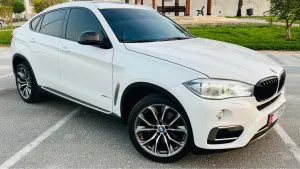 2015 BMW X6 50i