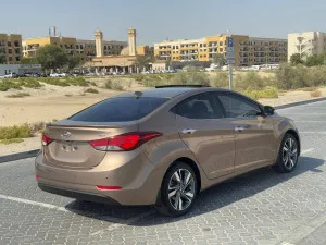 2015 هيونداي النترا SE