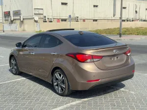 2015 هيونداي النترا SE