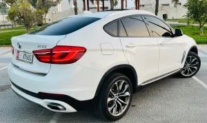 2015 BMW X6 50i