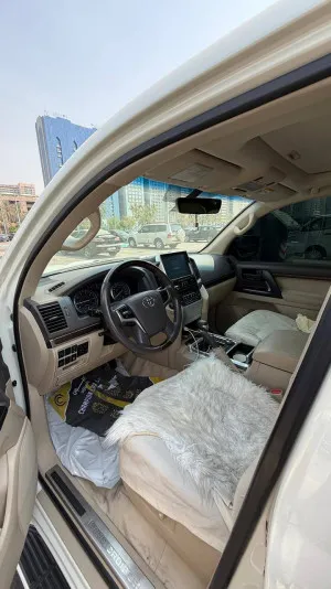2021 تويوتا لاند كروزر GXR