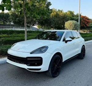 2020 بورش كاين S Platinum Edition