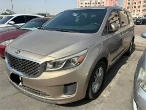 2016 كيا كارنفال LX