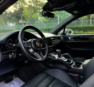2020 بورش كاين S Platinum Edition