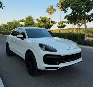 2020 بورش كاين S Platinum Edition
