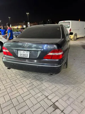 2004 Lexus LS 430