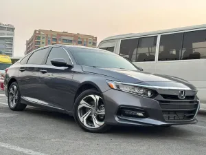 2019 هوندا أكورد EX