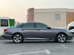 2019 هوندا أكورد EX