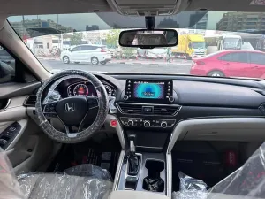2019 هوندا أكورد EX