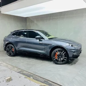 2023 استون مارتن دي بي اكس Standard