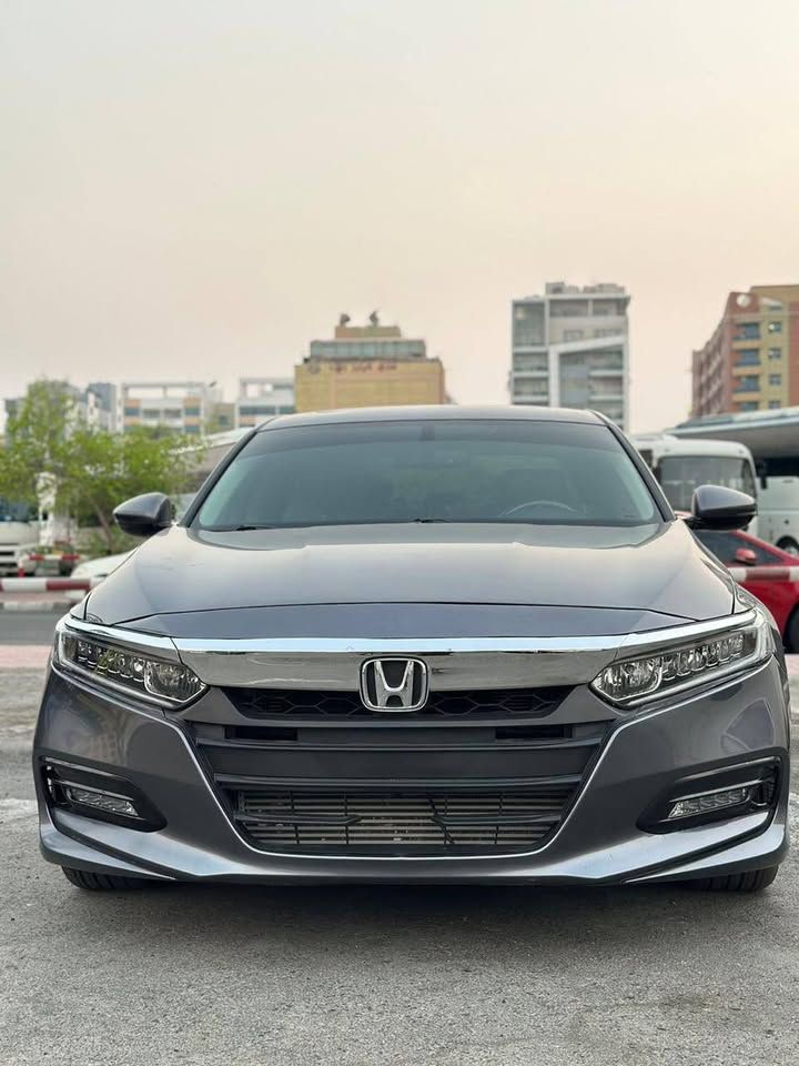 2019 هوندا أكورد EX