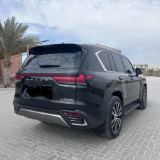 2023 لكزس ال اكس ٦٠٠ Signature