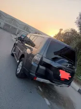 2016 ميتسوبيشي باجيرو GLS