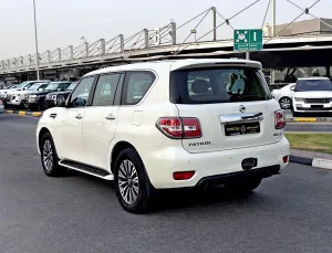 2012 نيسان باترول LE TITANIUM