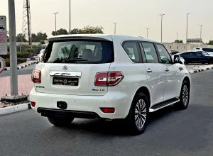 2012 نيسان باترول LE TITANIUM