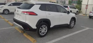 2023 تويوتا كرولا كروس LE