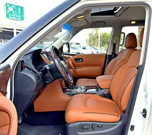 2012 نيسان باترول LE TITANIUM