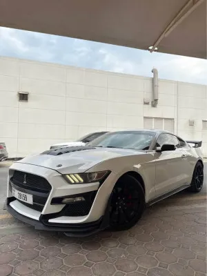 2015 فورد موستانج EcoBoost