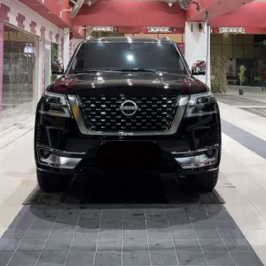2024 Nissan Patrol LE Platinum city