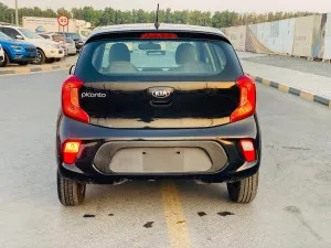2020 كيا بيكانتو Classic