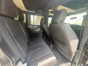 2015 جييب رانجلر Sport S