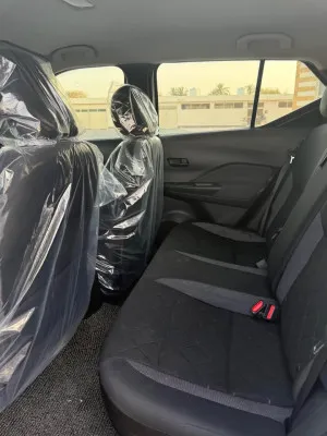 2018 Nissan KICKS S