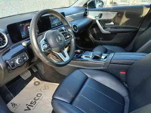 2019 مرسيدس-بنز الفئة - A A220 Sedan