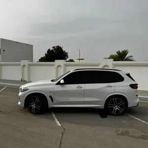 2019 BMW X5 4.6i