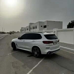 2019 BMW X5 4.6i