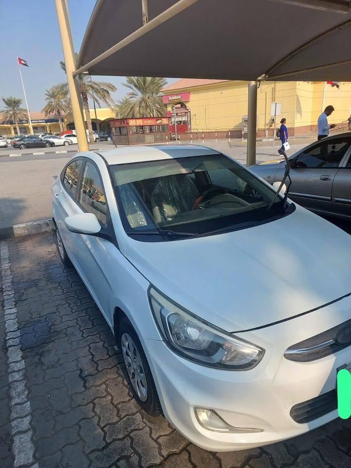 2017 هيونداي أكسنت SEL