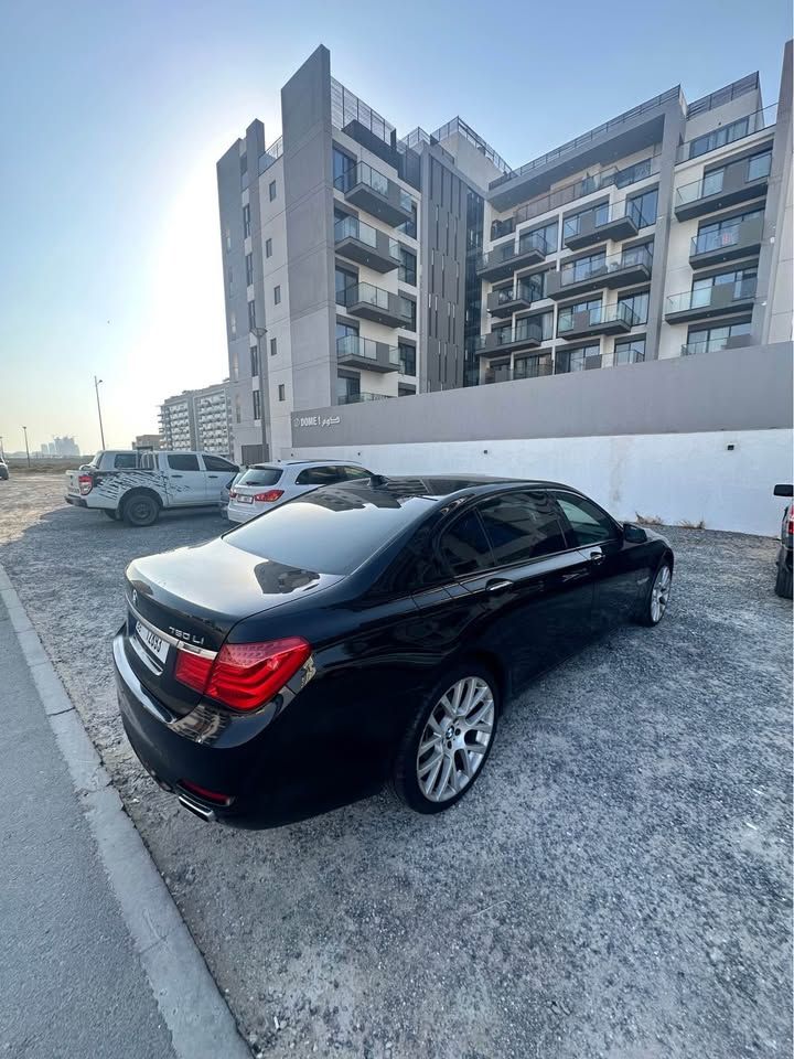 2011 بي أم دابليو الفئة - 7 750Li