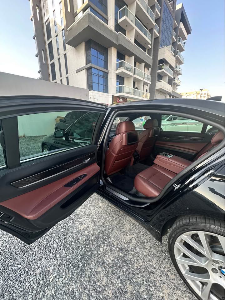2011 بي أم دابليو الفئة - 7 750Li
