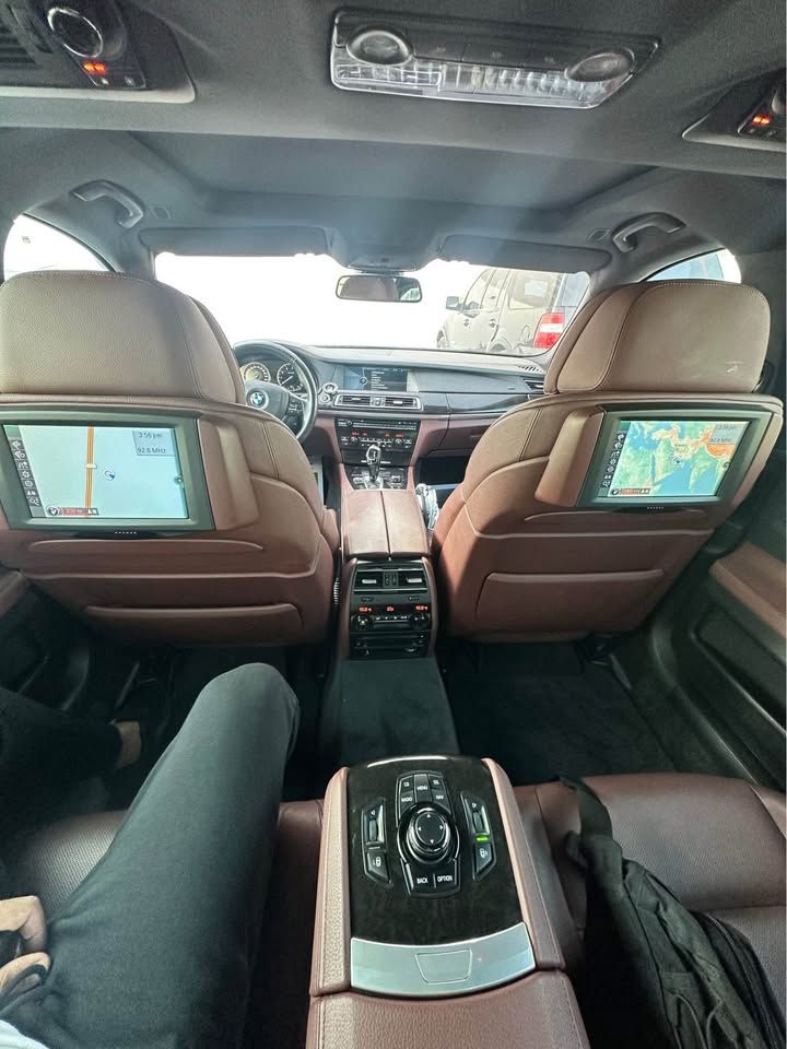 2011 بي أم دابليو الفئة - 7 750Li