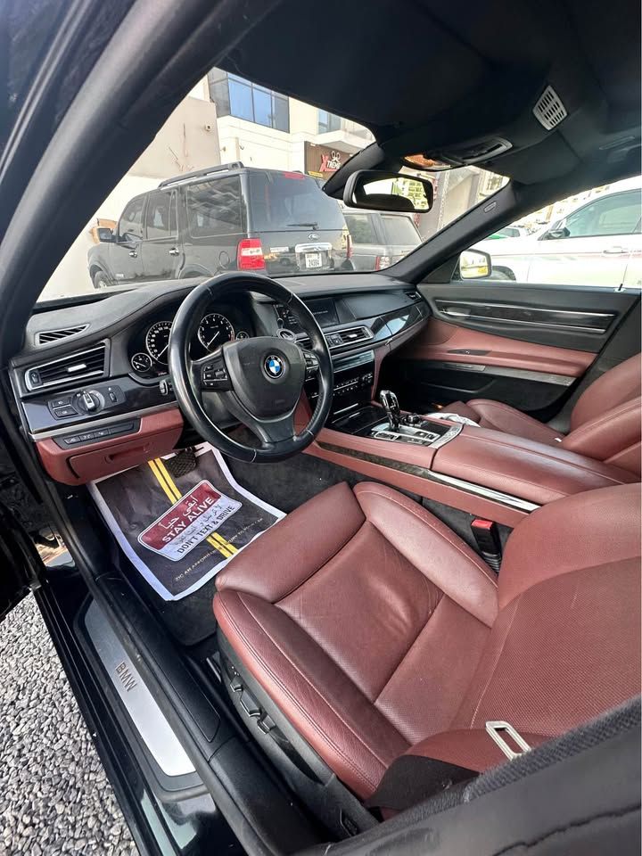 2011 بي أم دابليو الفئة - 7 750Li