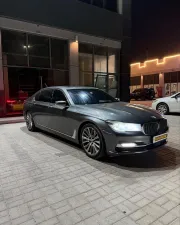 2017 بي أم دابليو الفئة - 7 740i