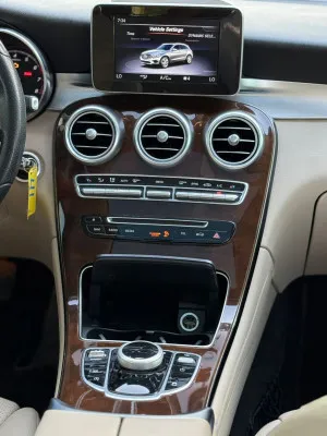 2018 Mercedes-Benz GLC GLC300