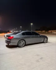 2017 بي أم دابليو الفئة - 7 740i